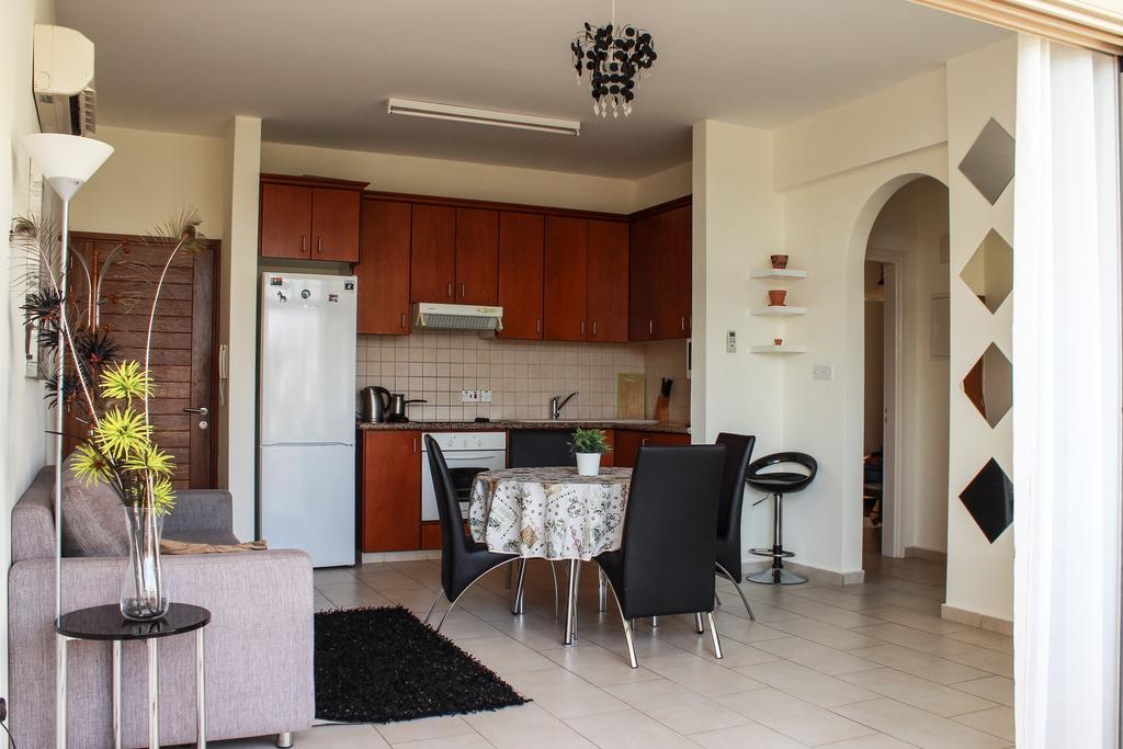 King'S Gardens Apartment Paphos Eksteriør bilde