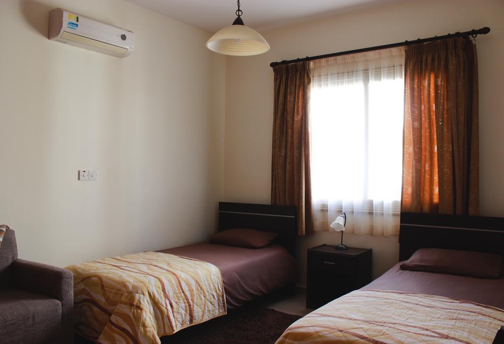 King'S Gardens Apartment Paphos Eksteriør bilde